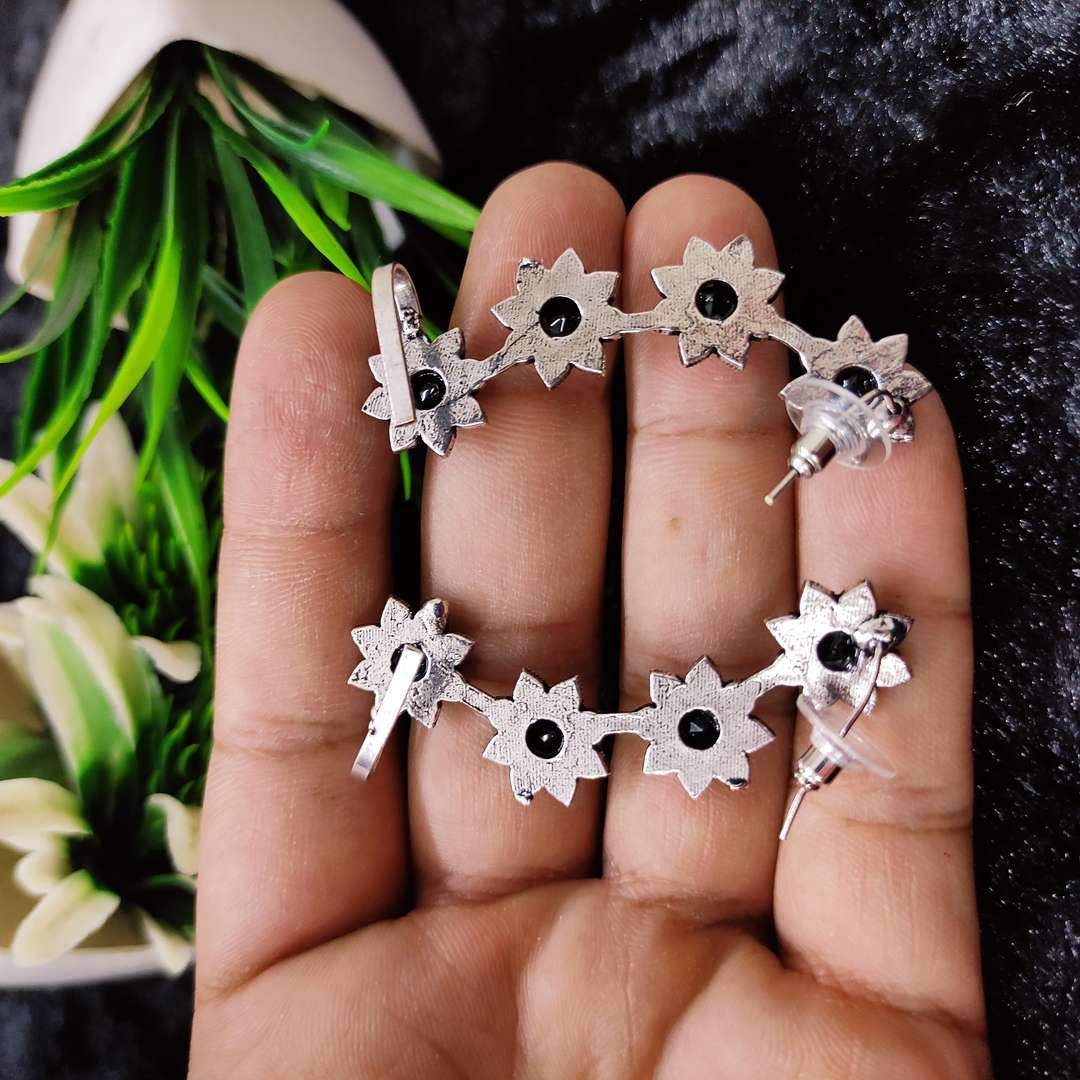 LARQ JEWELS Antique Oxidised Silver-Toned Floral Pattern Trendy Clip-On Ear Cuff For Women And Girls BLACK STONE