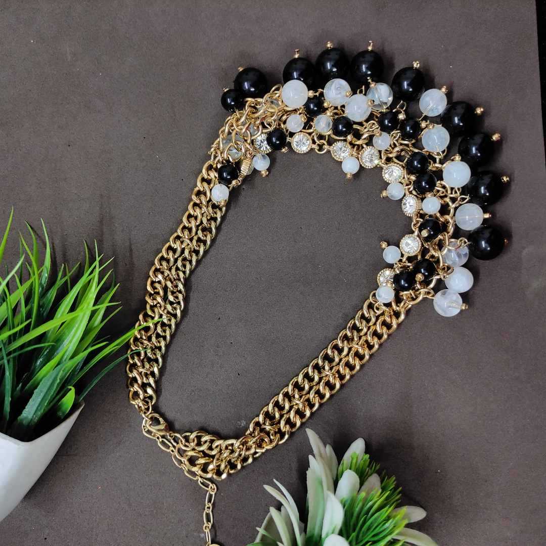 LARQ JEWELS Gold Plated Pearl Studded Necklace