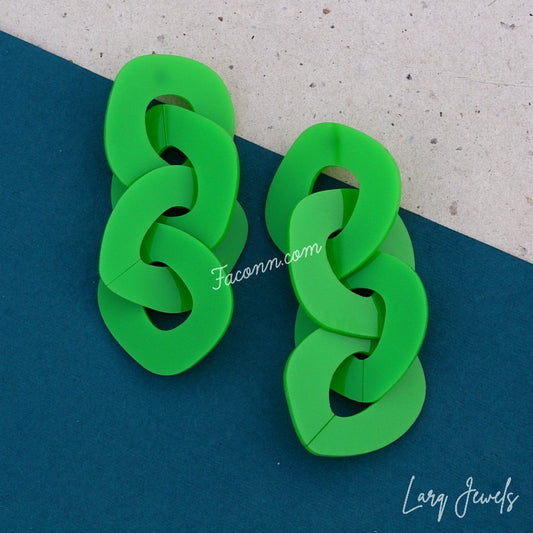 Larq Jewels Loop chain Weightless Green Earrings