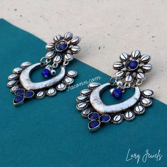 Larq Jewels Silver Oxidized Earrings With Blue Stones