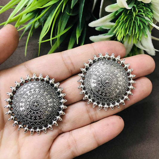 LARQ JEWELS Contemporary Oxidized Silver Base Metal Stud Earrings for Women