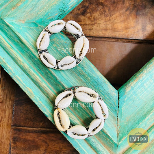 LARQ JEWELS Handcrafted Boho Quirky Shell Banjaran Silver Stud