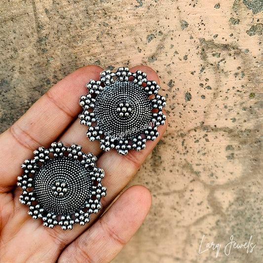 Larq Jewels Silver Oxidized Round Stud Earring