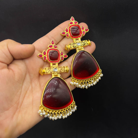 Gold Shell Stone Earring With Kundan Red