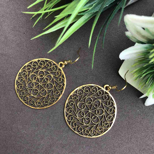 LARQ JEWELS Hollow circular patterned western stylish earring