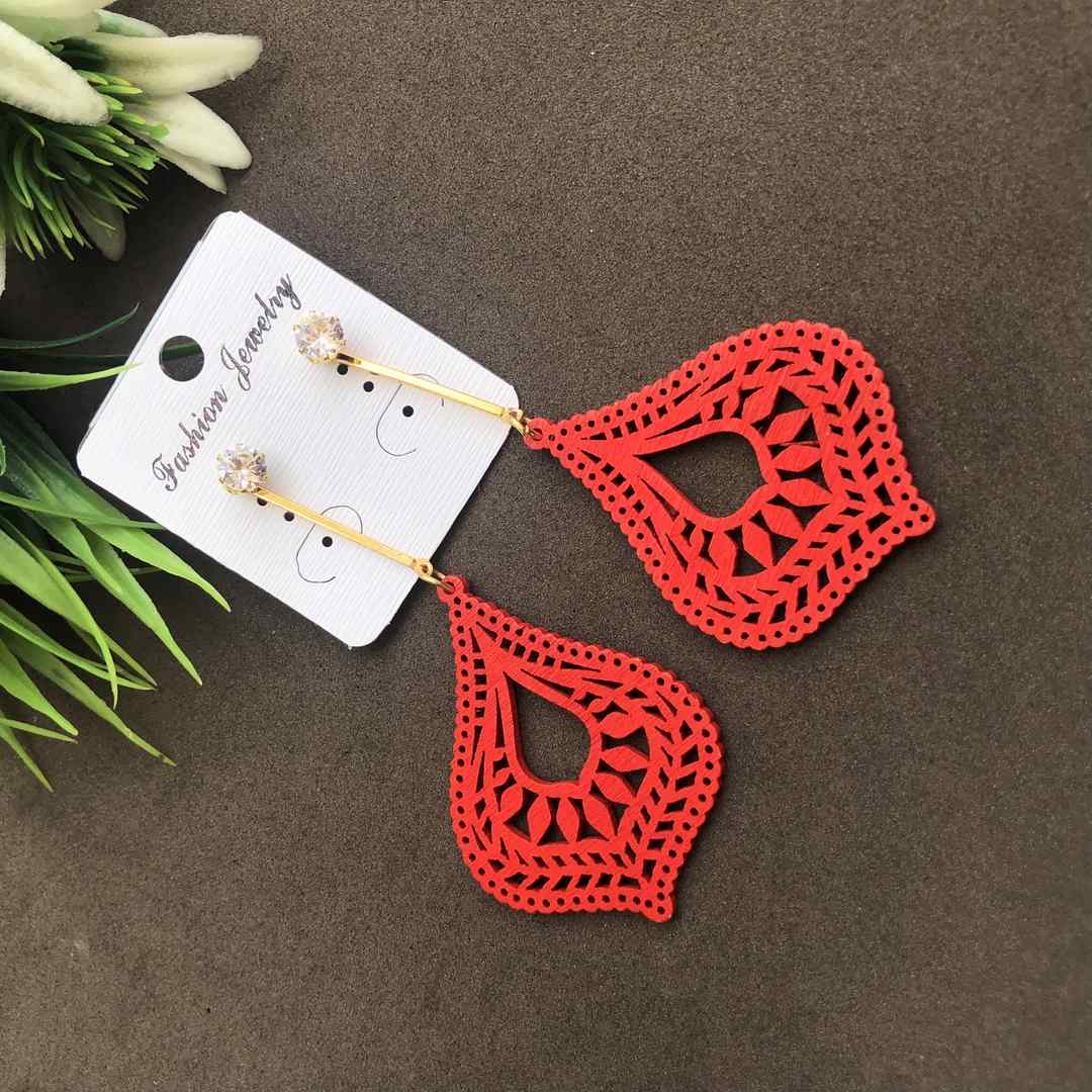 LARQ JEWELS Two ways Wooden Lightweight Earrings red