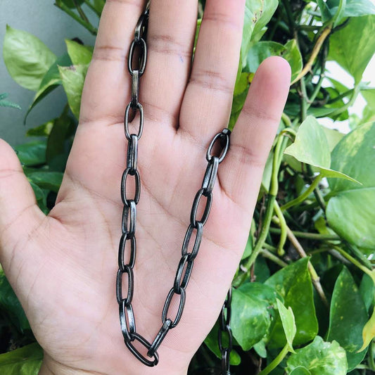 LARQ JEWELS Black -plated oval link chain necklace
