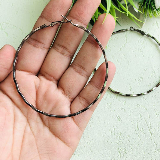 LARQ JEWELS Black plated non precious western hoop earrings