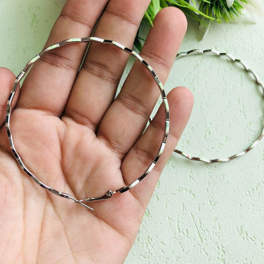 LARQ JEWELS Silver plated non precious western hoop earrings