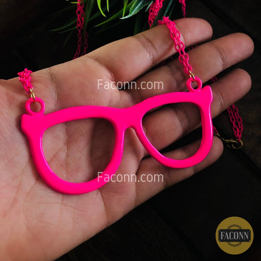LARQ JEWELS Fashionable Metal Pink Specs Necklace Chain For Women