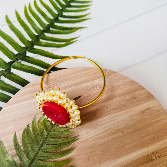 Pearl Round Red Raw Stone Brass Bracelet