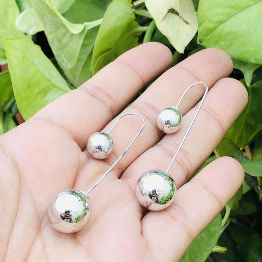 LARQ JEWELS Designer Double Sided Fancy Western Party wear circle Earring- Silver