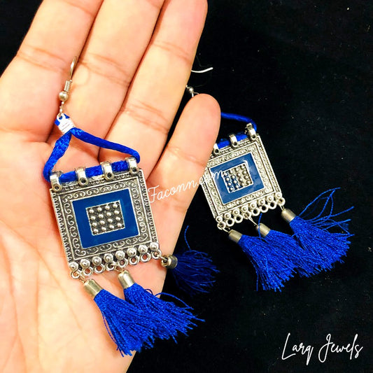 LARQ JEWELS Oxidized Multi Thread Choker Necklace Set- Blue