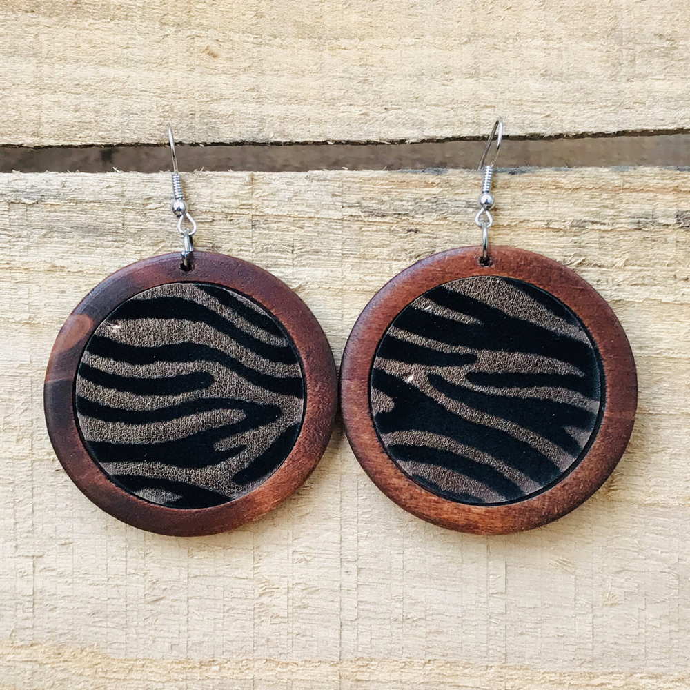 Stylish Dark Brown Wooden Stripes Earring