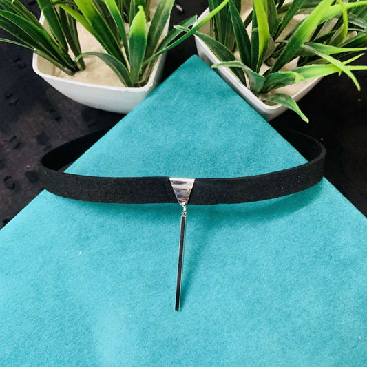 LARQ JEWELS Black Korean Choker Necklace