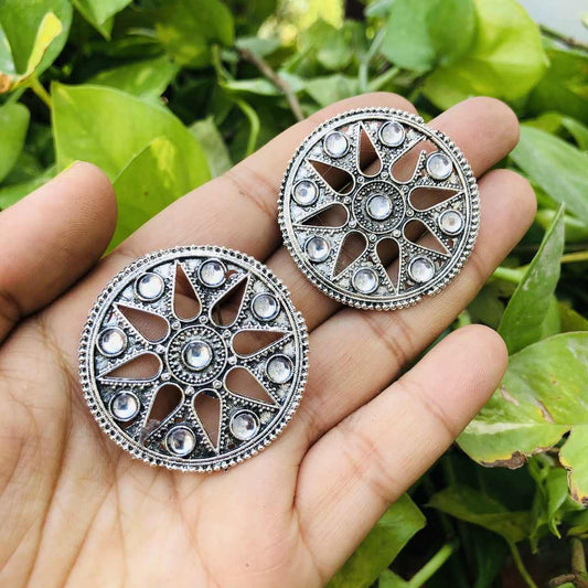 LARQ JEWELS Oxidized Silver Choker Necklace with Earrings