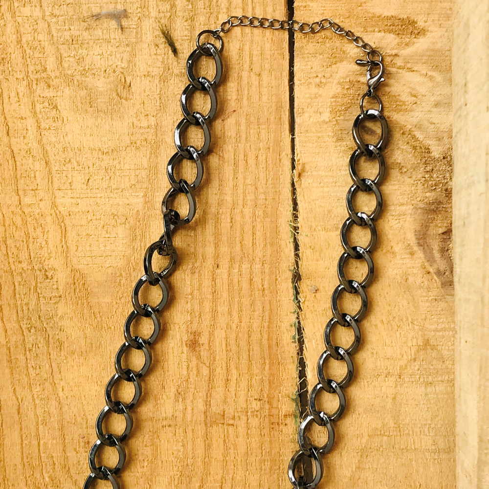 LARQ JEWELS Gun Metal Tone Plain Chain Necklace