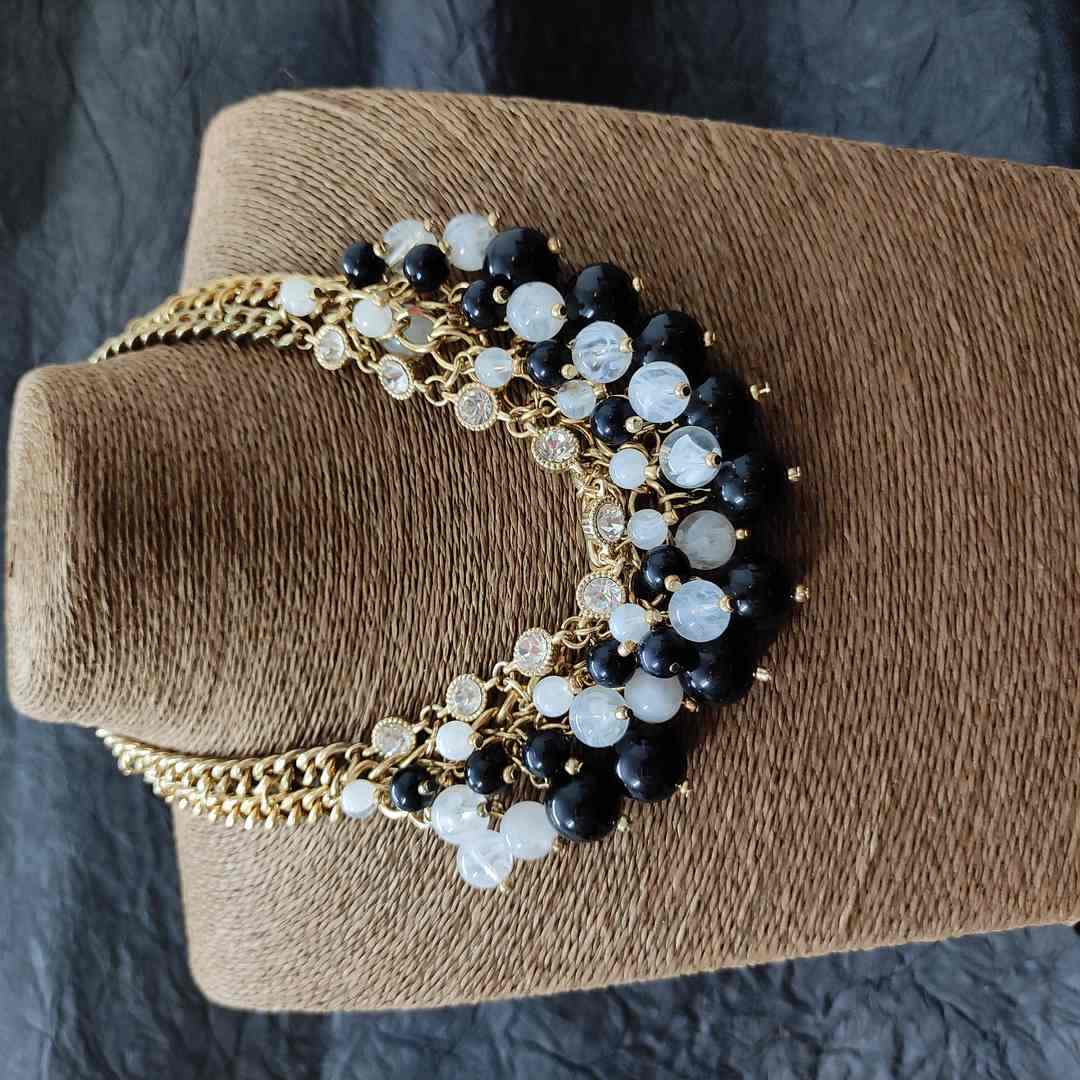 LARQ JEWELS Gold Plated Pearl Studded Necklace