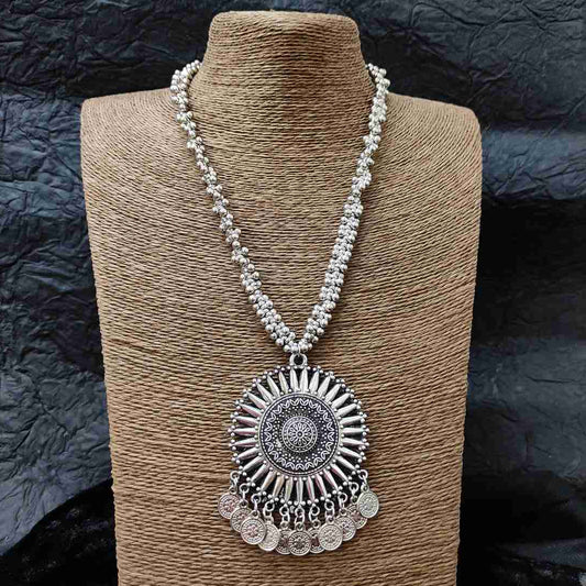 LARQ JEWELS Oxidised Jewellery Round Pendant Necklace