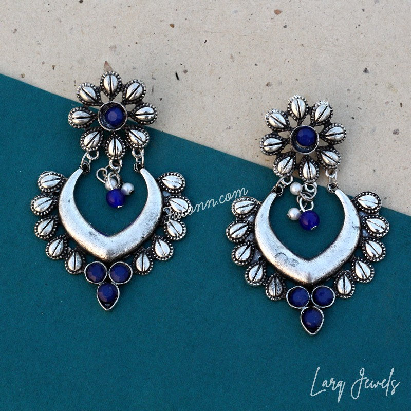 Larq Jewels Silver Oxidized Earrings With Blue Stones