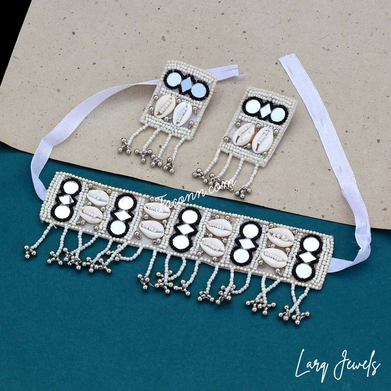 LARQ JEWELS White Mirror Hand Crafted Fabric Choker Set