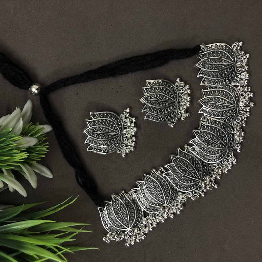 LARQ JEWELS Oxidized Indian Ethnic Silver Choker Lotus Necklace