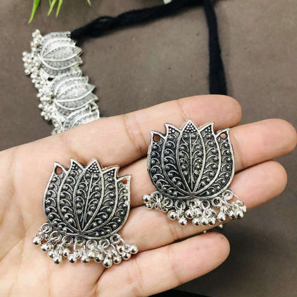 LARQ JEWELS Oxidized Indian Ethnic Silver Choker Lotus Necklace