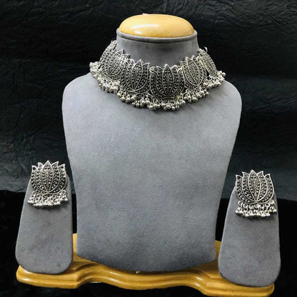 LARQ JEWELS Oxidized Indian Ethnic Silver Choker Lotus Necklace