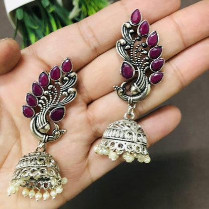 LARQ JEWELS CRYSTAL SHINE STONES STUDDED CONTEMPORARY NECKLACE