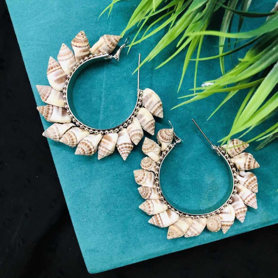 LARQ JEWELS Handicraft Shell Base Metal Hoop Earring for Women