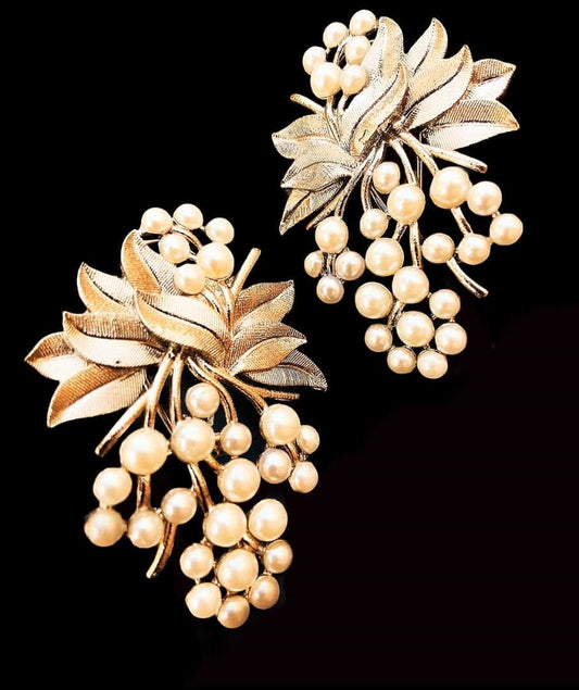 LARQ JEWELS Trending Golden Metal Oxidised Flower Pearl Stud Earrings
