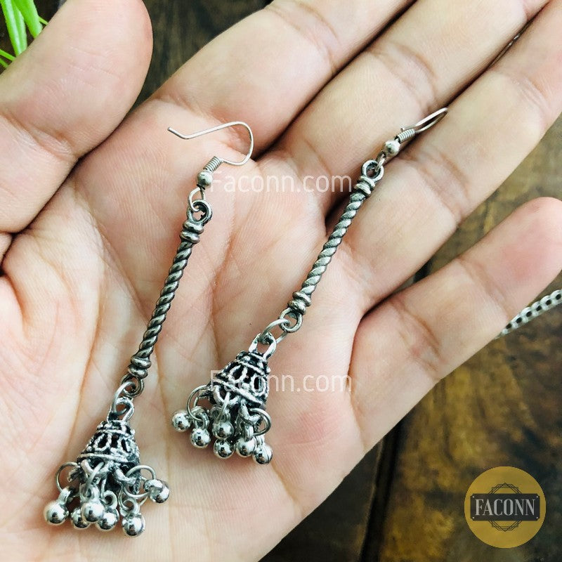 LARQ JEWELS Oxidized Silver Plated Traditional Pendant Necklace