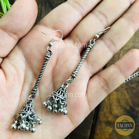 LARQ JEWELS Oxidized Silver Plated Traditional Pendant Necklace