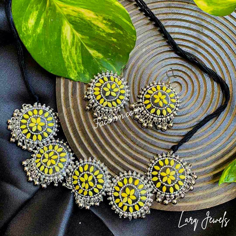LARQ JEWELS Ethnic Silver Oxidized Studded Choker Necklace Set-YELLOW