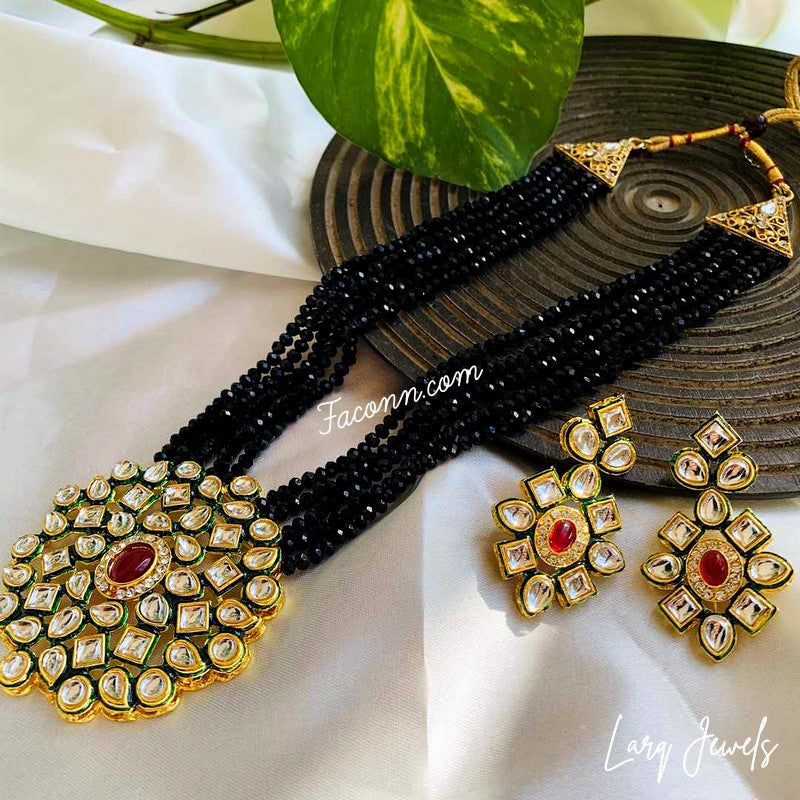 LARQ JEWELS Crystal Beads Ethnic Kundan Necklace And Earring Set For Women-BLACK