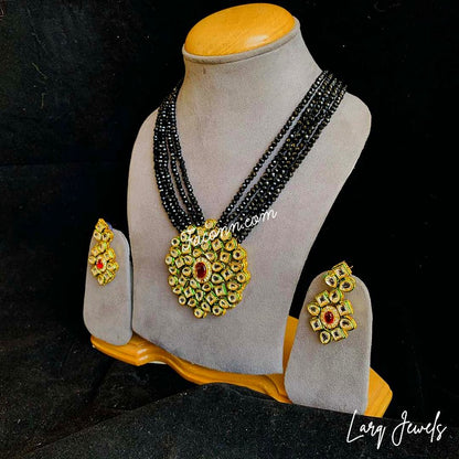 LARQ JEWELS Crystal Beads Ethnic Kundan Necklace And Earring Set For Women-BLACK