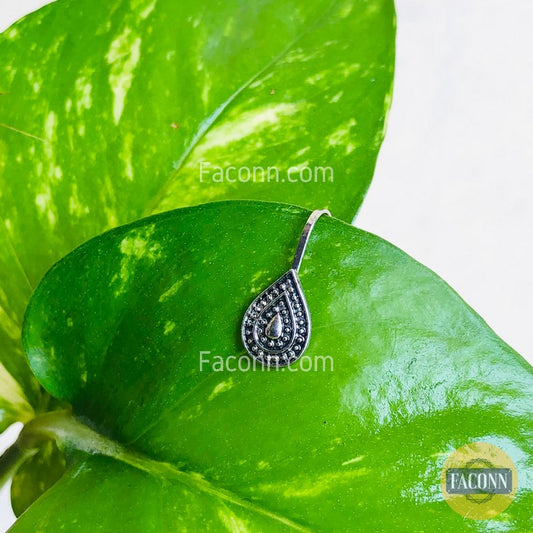 LARQ JEWELS Oxidised Silver Classic Nose Pin