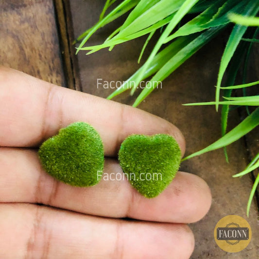 (Rusted)LARQ JEWELS Green Heart Shape Trendy Velvet Stud Earring