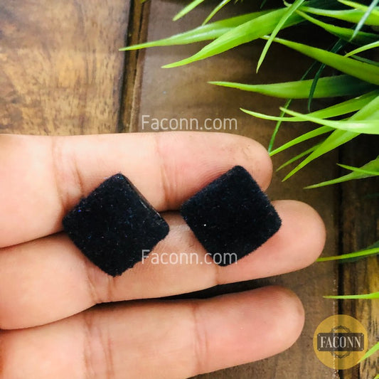 (Rusted) Black Square Trendy Velvet Soft Stud Earring
