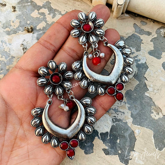 Larq Jewels Silver Oxidized Earrings With Red Stones