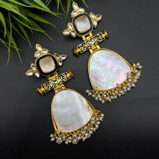 Gold Shell Stone Earring With Kundan White