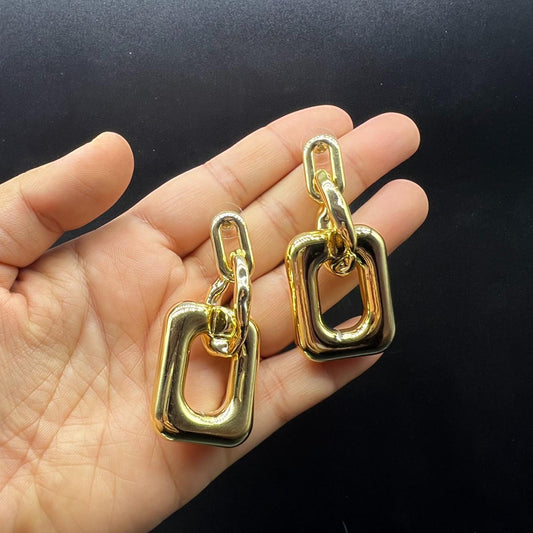 Gold Linking Loop Korean Earrings