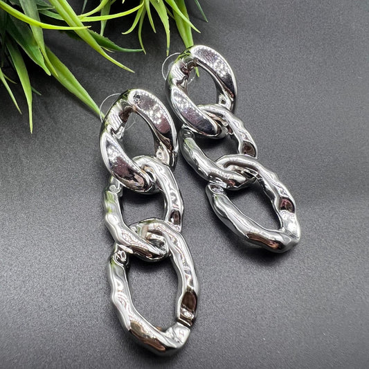 Silver Twisted Chain Linked Earrings