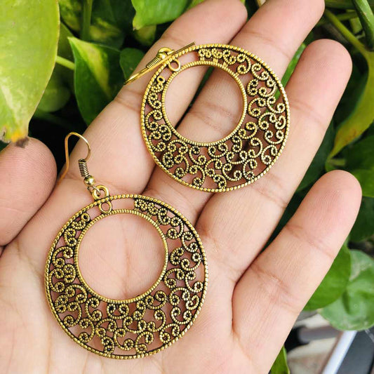 LARQ JEWELS Concentric circle hollow patterned brass earring