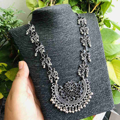 LARQ JEWELS ANTIQUE BRASS AND MULTI STONES MEENAKARI NECKLACE- black