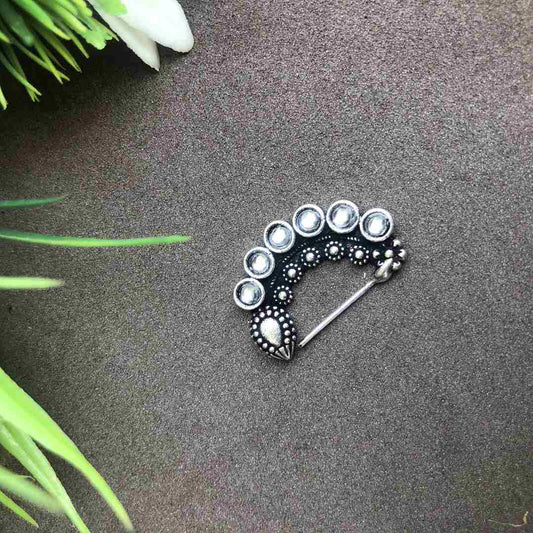 LARQ JEWELS Traditional Maharashtrian Nath Piercing nose ring