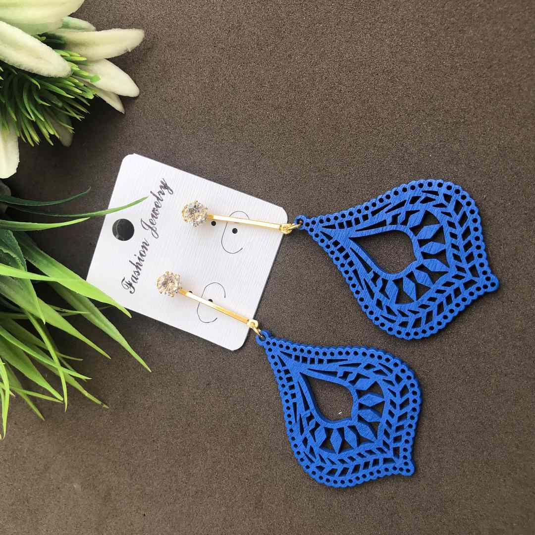 LARQ JEWELS Two ways Wooden Lightweight Earrings blue
