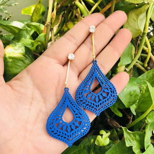 LARQ JEWELS Two ways Wooden Lightweight Earrings blue