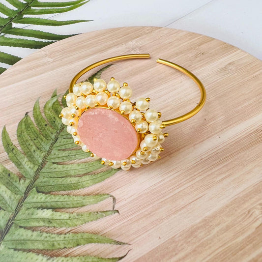 Pearl Round Pink Raw Stone Brass Bracelet