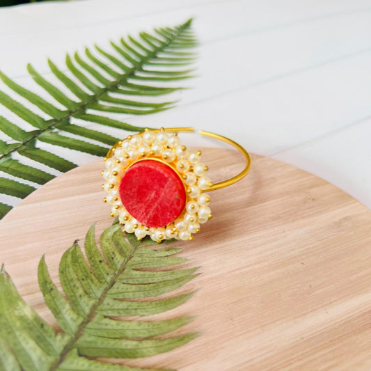 Pearl Round Red Raw Stone Brass Bracelet